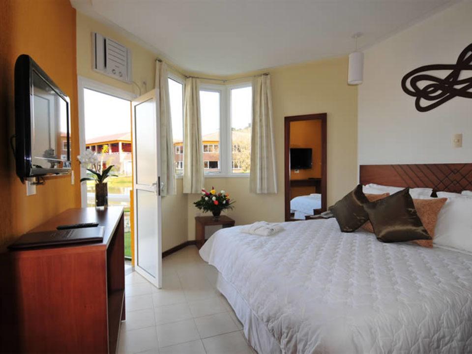 Connecting, Apartment