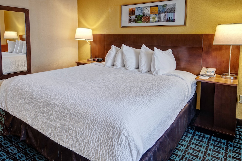 Fairfield Inn & Suites Memphis Southaven 8/31