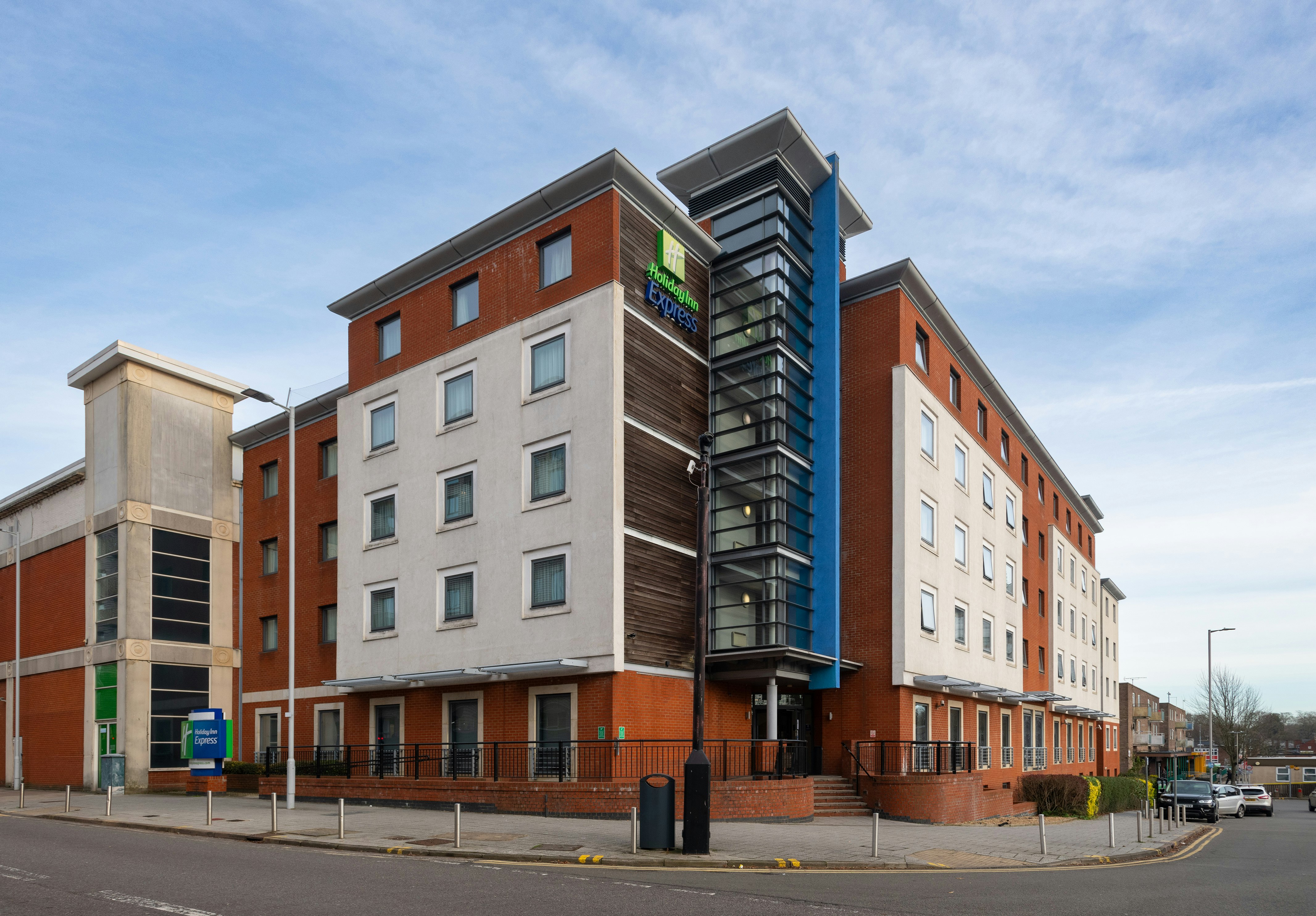 Holiday Inn Express Stevenage 6/66