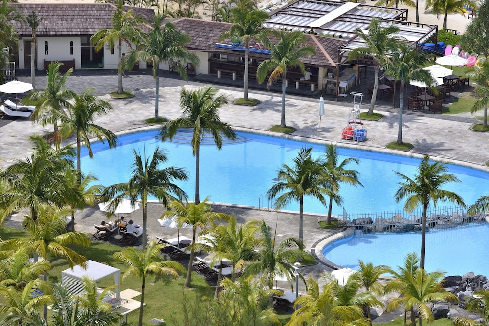 Kanucha Bay Hotels and Villas 3/80