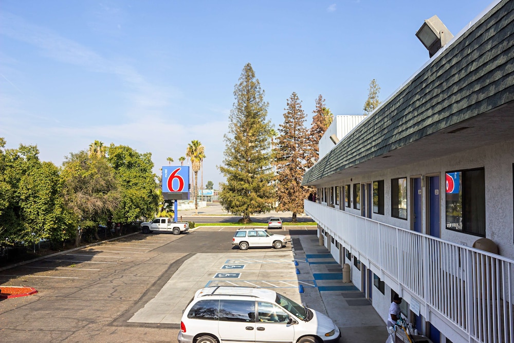 Motel6 Porterville, CA 45/57