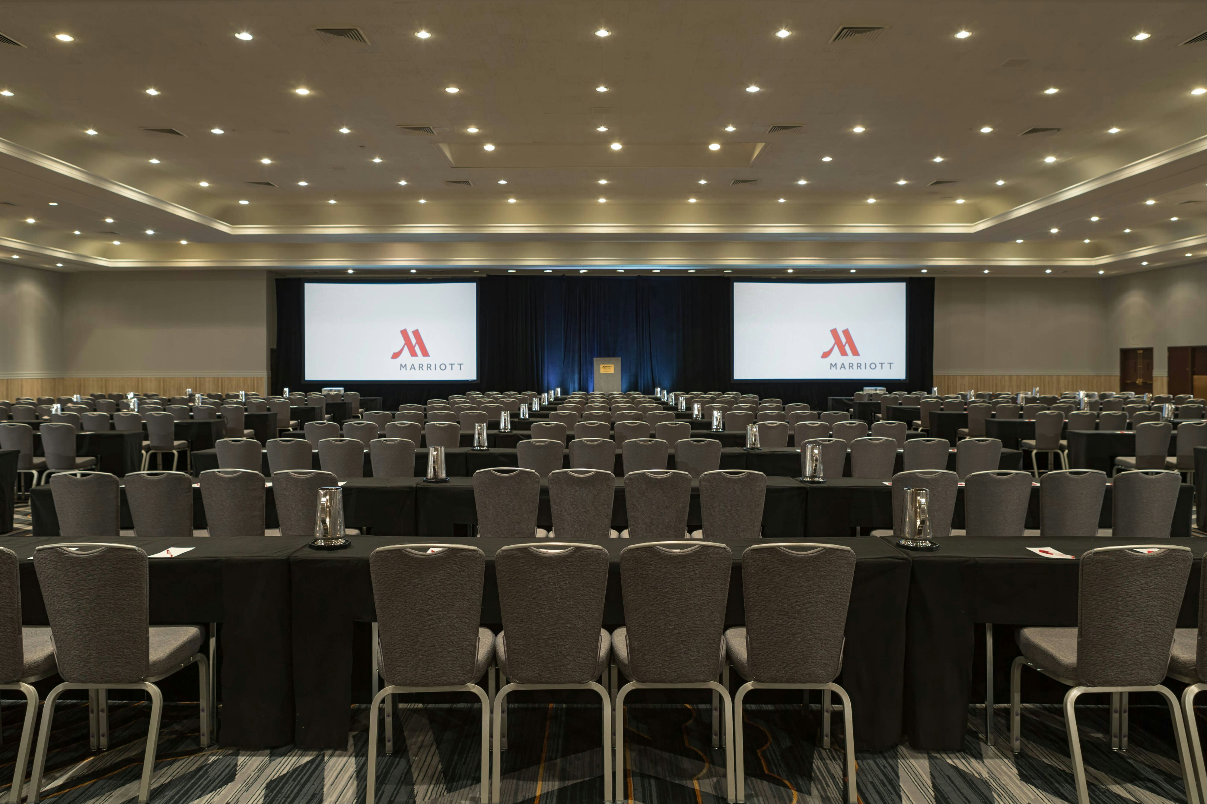 Kansas City Marriott Downtown 25/31