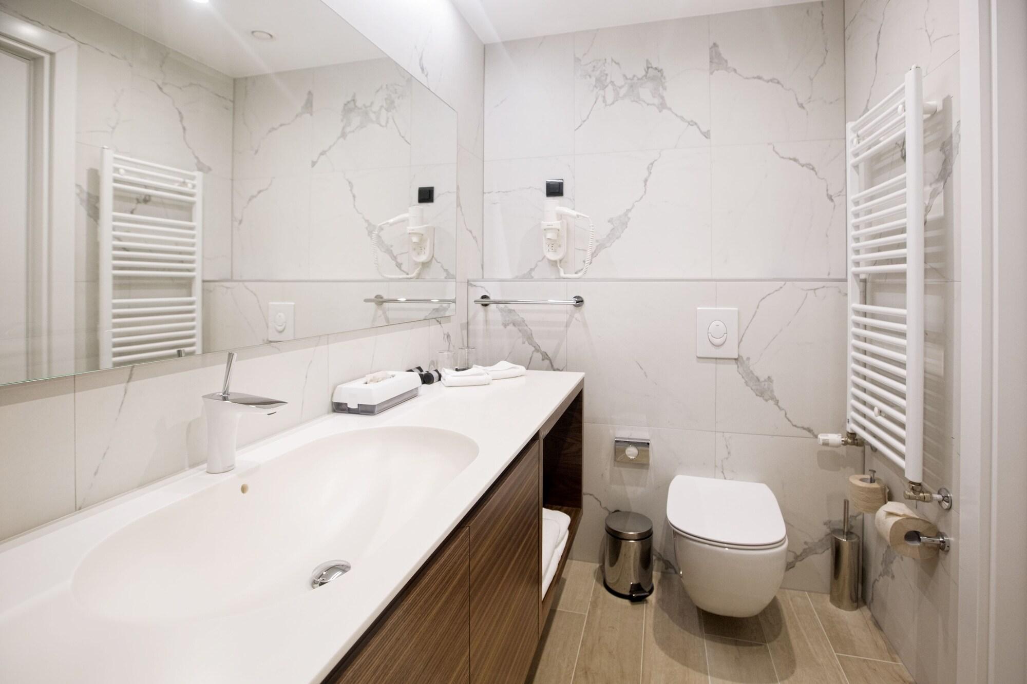 Deluxe, Triple, Side Sea View، Marvie Hotel & Health 4/5