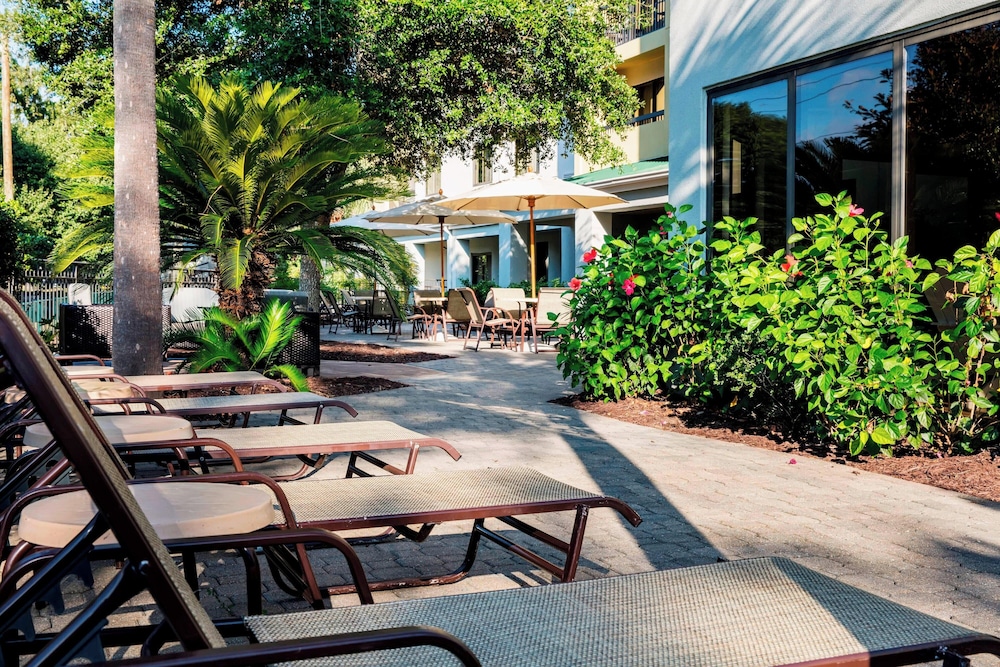 Courtyard Myrtle Beach Barefoot Landing 44/45