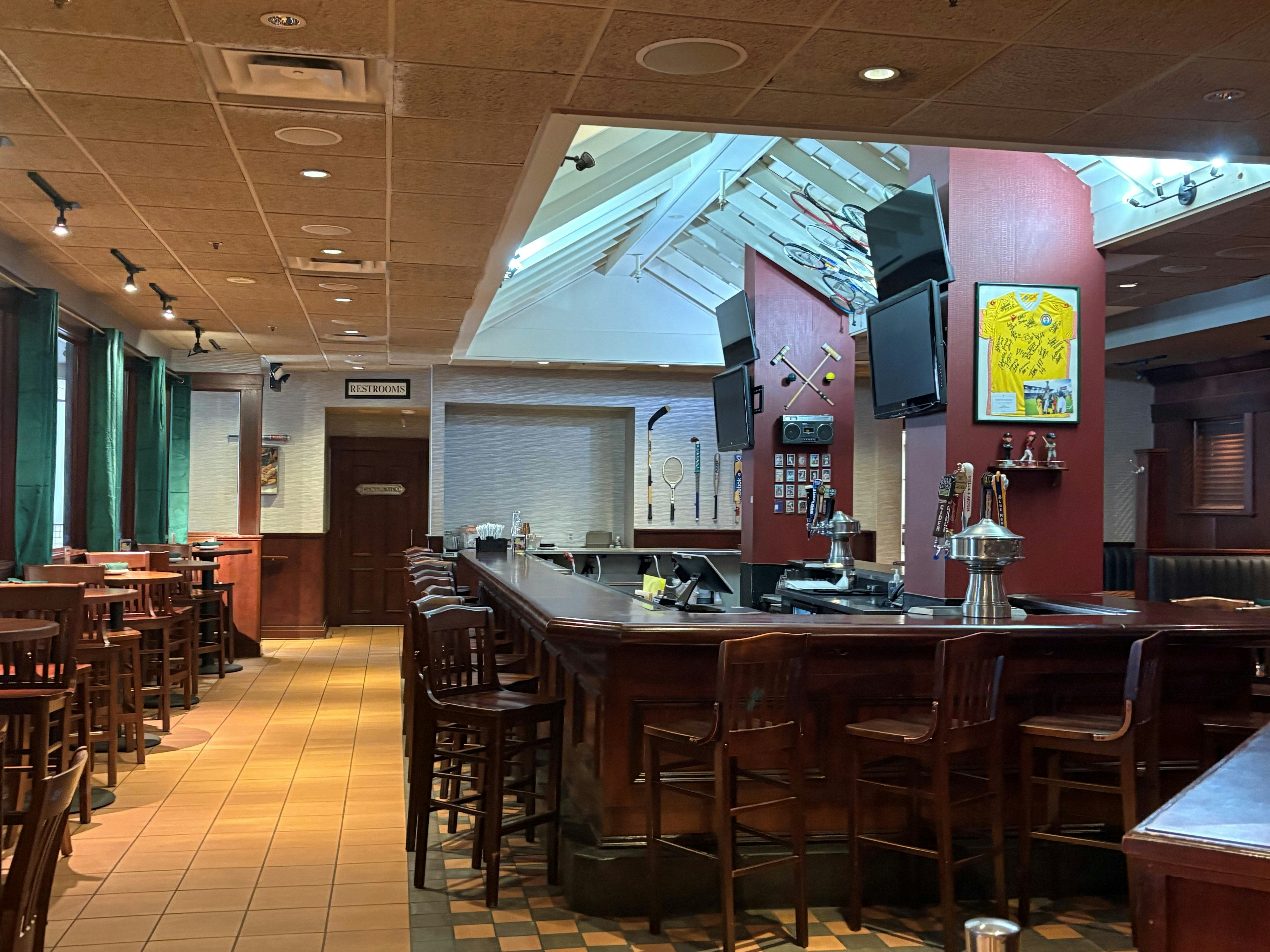 Hotel Belvoir Springfield 49/86