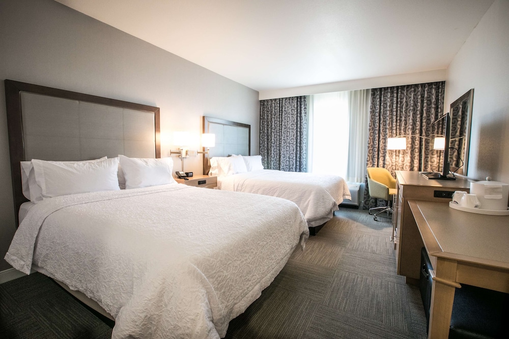 ROOM, 2 QUEEN BEDS, ACCESSIBLE