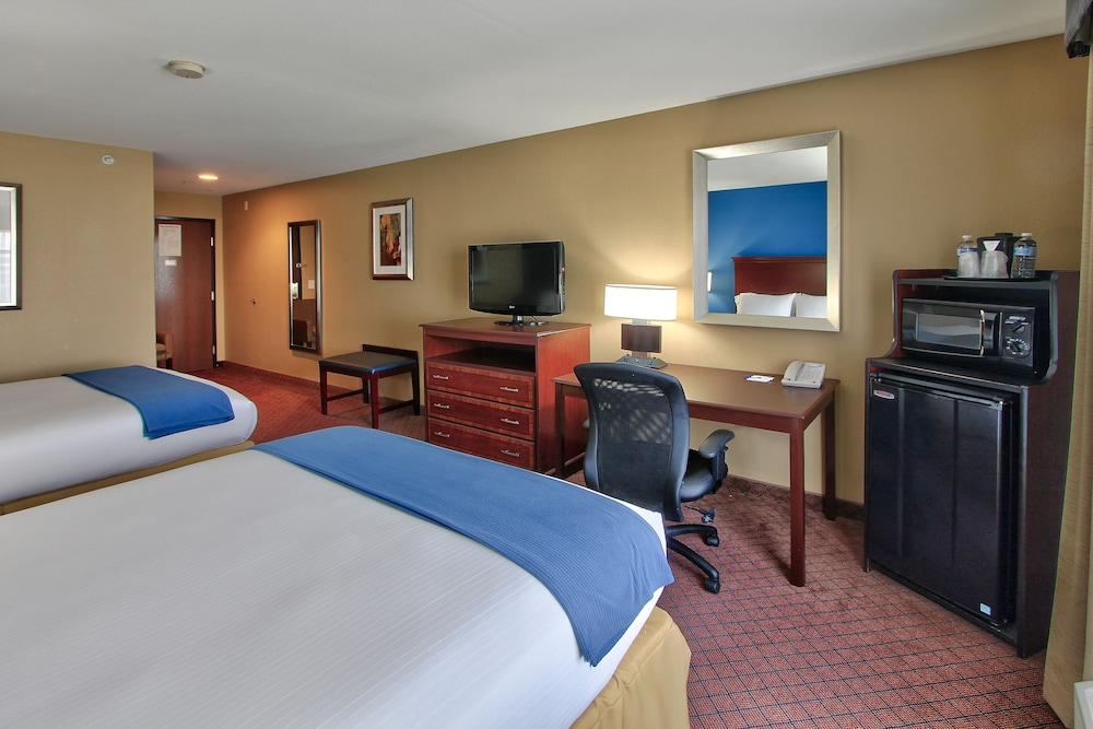 Holiday Inn Express Hotel And Suites Houston Downtown Convention Center 17/72