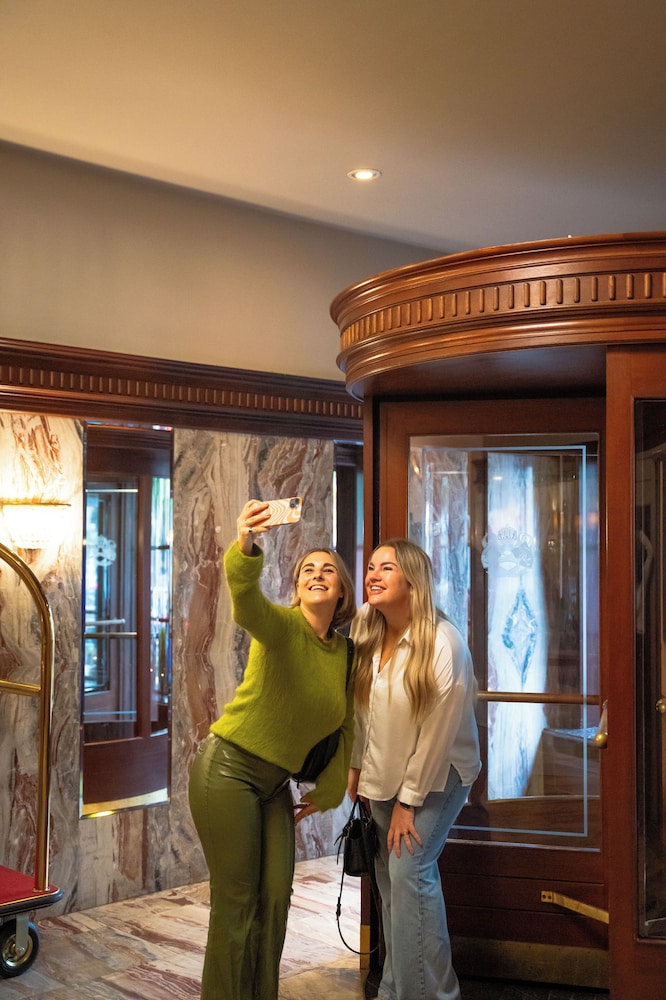 Boutique Hotel Corona 9/60