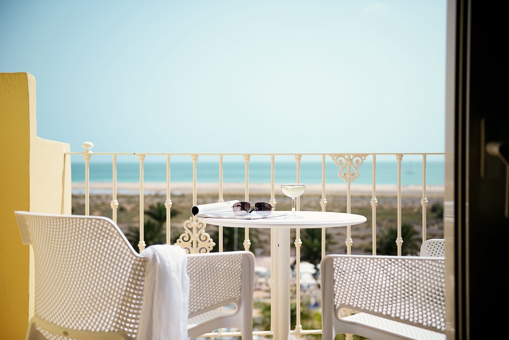 R2 Buganvilla Hotel and Spa 27/33
