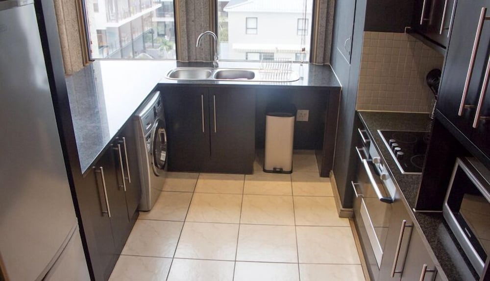 ITC Hospitality Group Two Bedrooms Cartwright's Corner 17/45