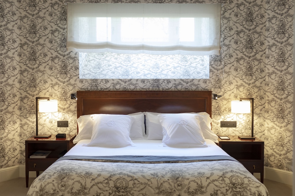 Semi Basement, Family، Villa Soro 3/10