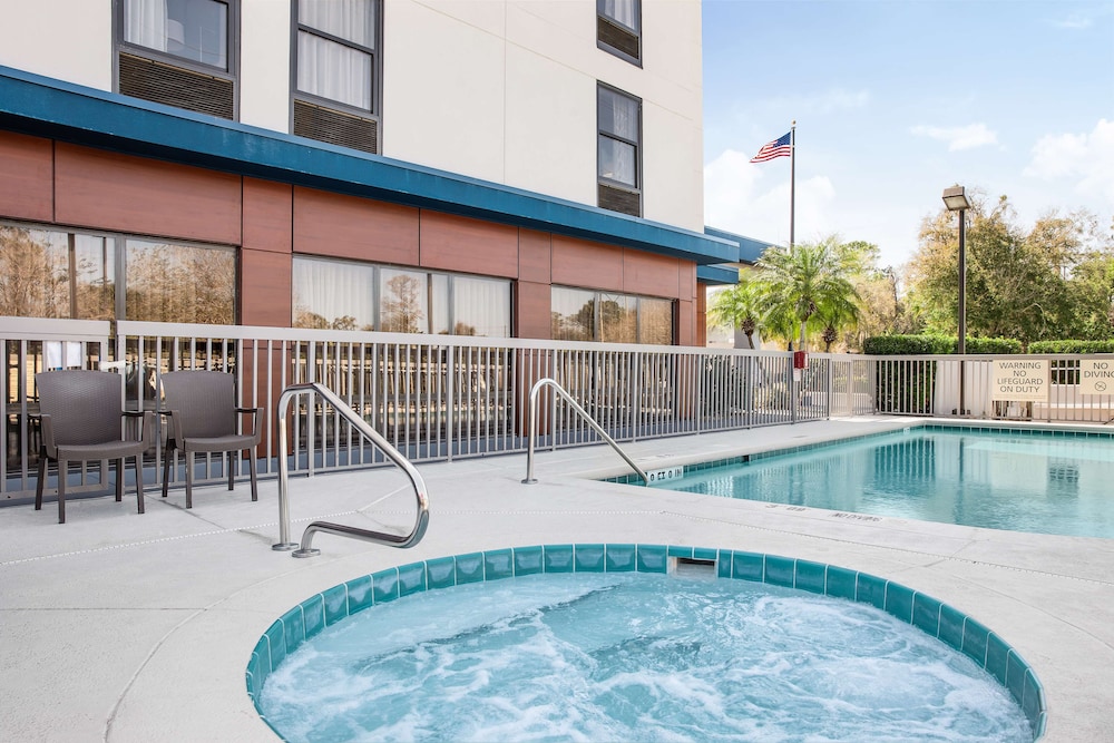 Hampton Inn Debary Deltona in DEBARY - FL