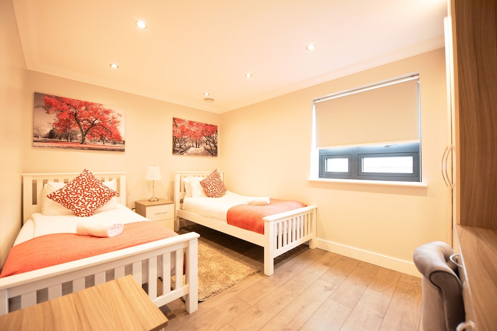 Deluxe, Apartment, Double and Twin Beds, Private Bathroom