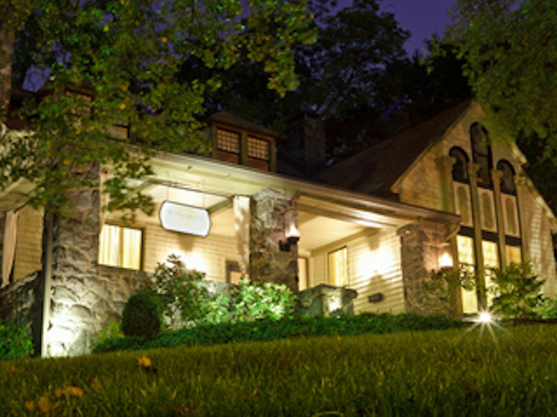Stonehurst Place Bed & Breakfast 10/11