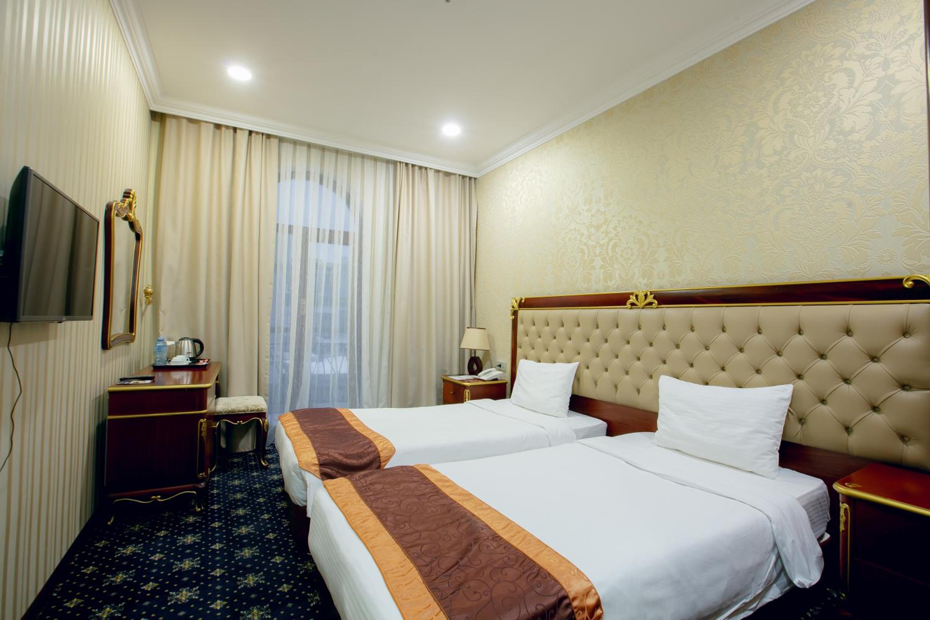 Standard, Twin Beds, Annex
