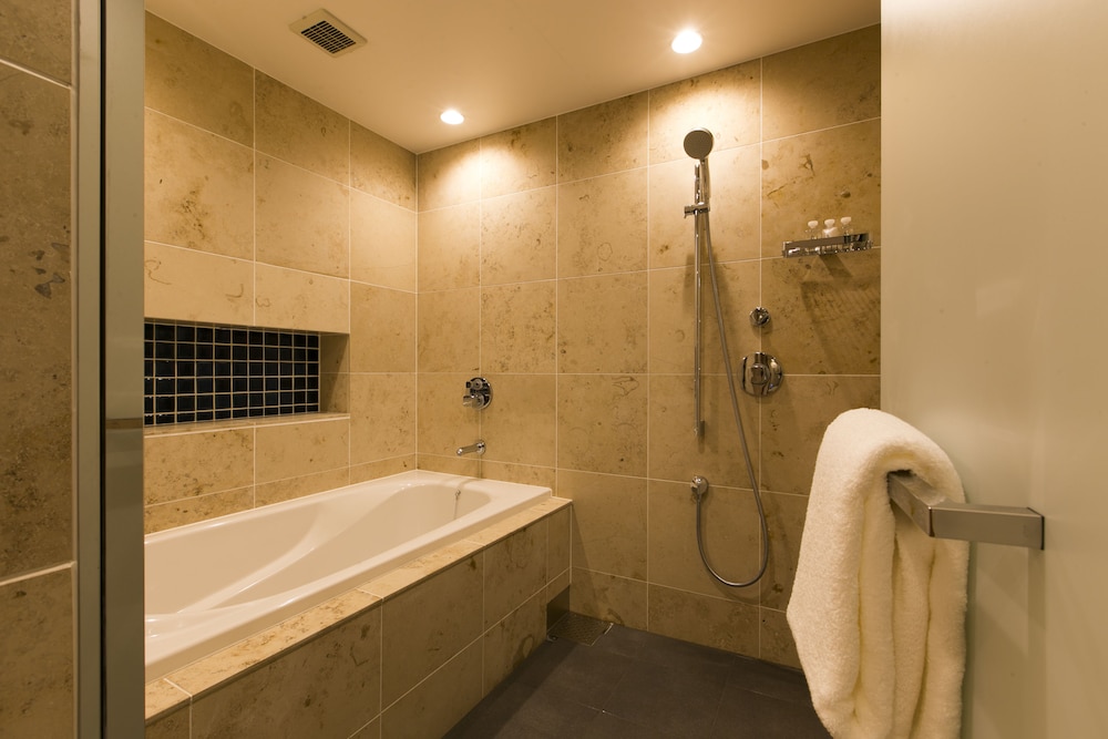 Highland Resort Hotel And Spa 50/50