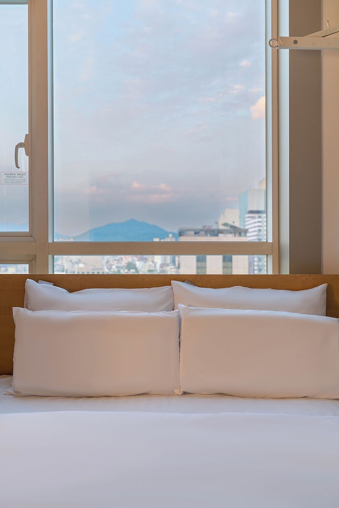 Aank Hotel Hongdae 44/46