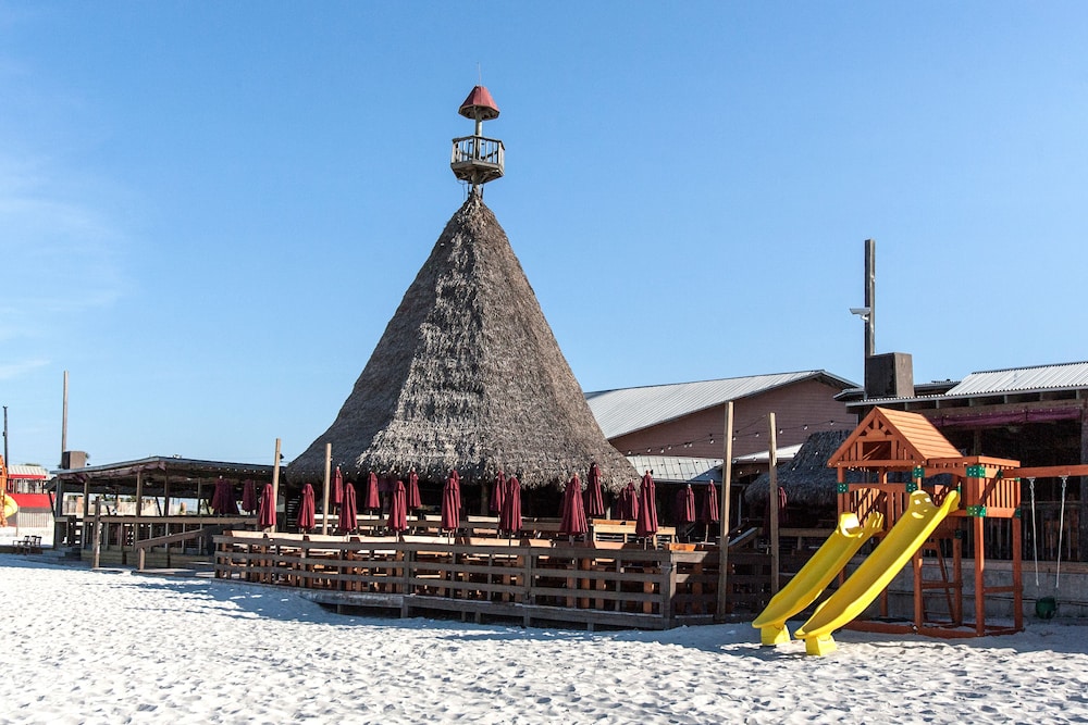Seahaven Beach Hotel 59/69