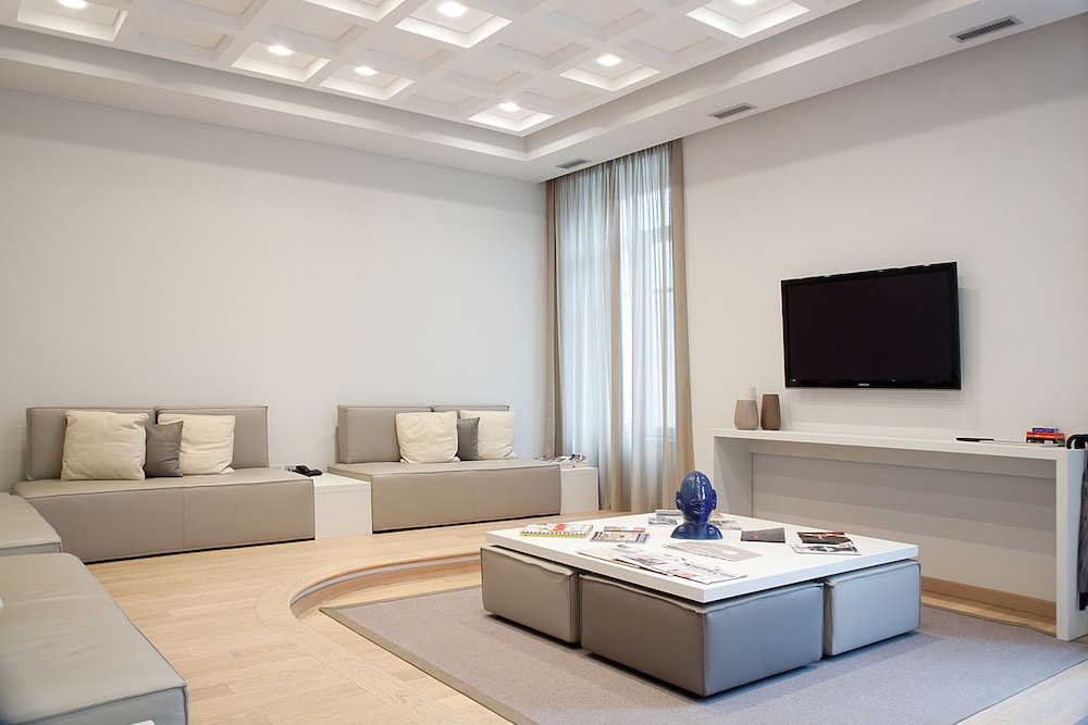 Hotel di Varese 44/50