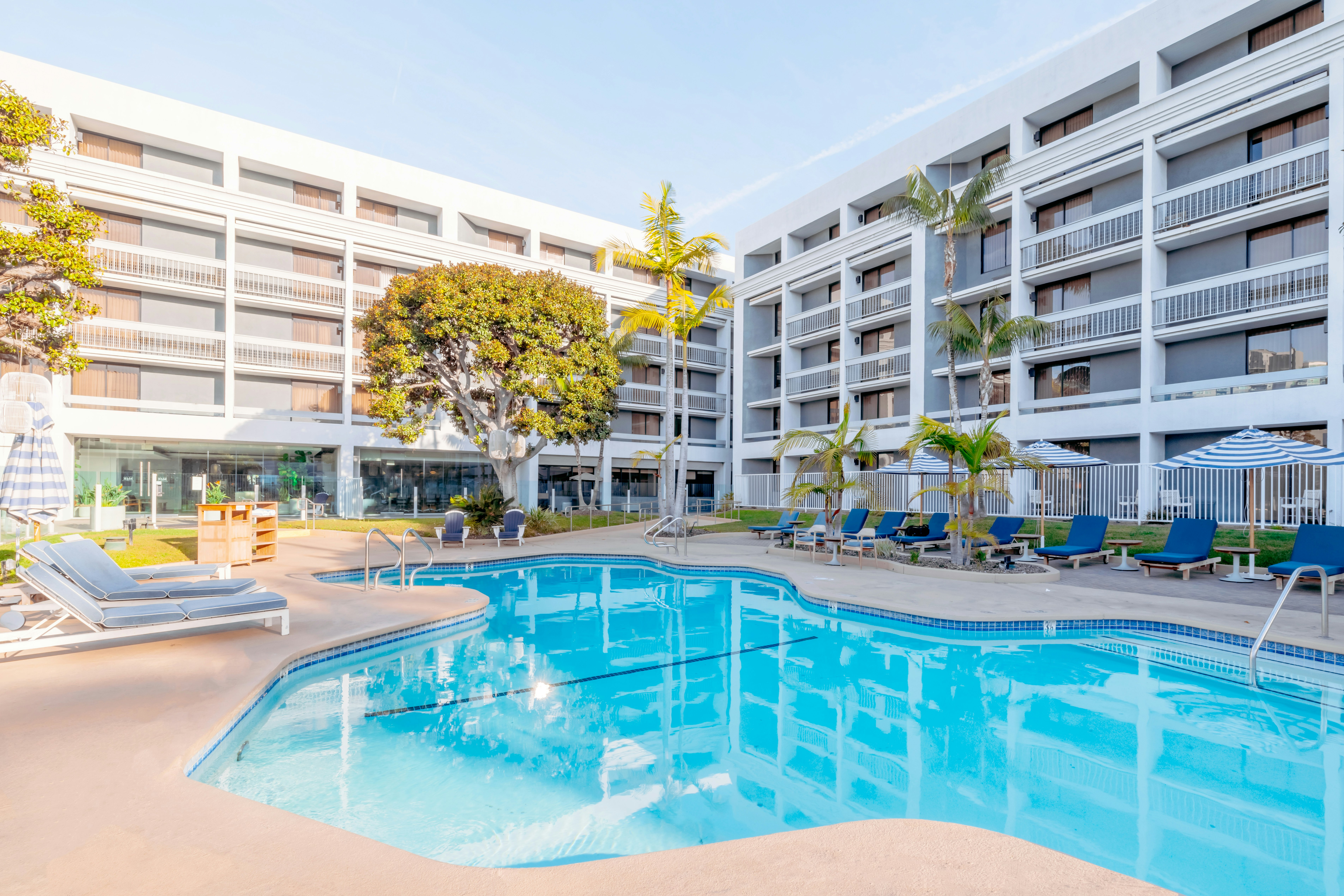 Hotel MDR Marina del Rey a DoubleTree by Hilton in MARINA DEL REY - CA