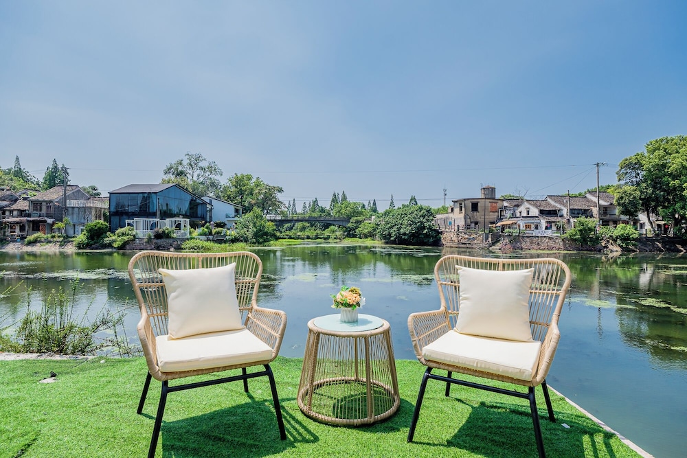 Wuzhen Liangzhu Boutique Inn 36/50