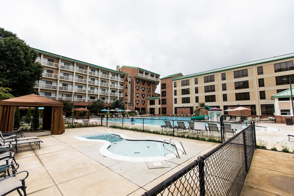 Turf Valley Resort Amp Spa 3/69