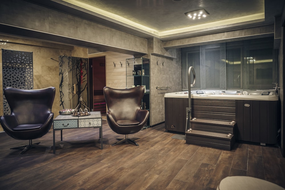 Vega Hotel 30/54