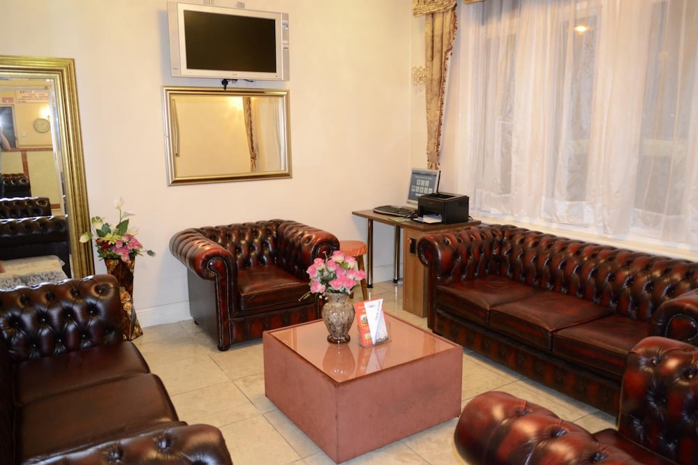 Cranbrook Hotel London 42/55