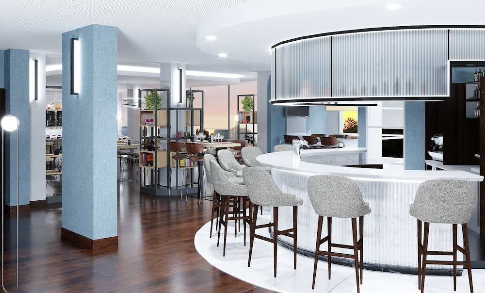Campanile Smart Lyon Est Bron 37/46
