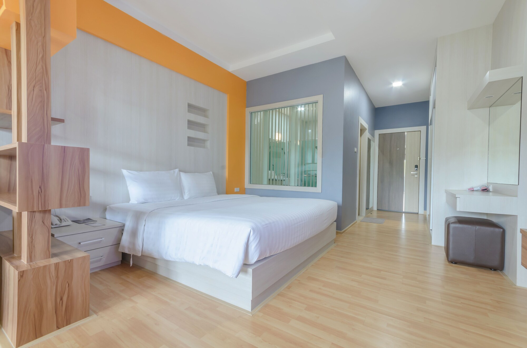 SUPERIOR, DOUBLE BED