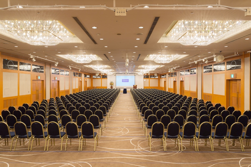 Hotel Grand Hills Shizuoka (ex Hotel Century Shizuoka) 28/36