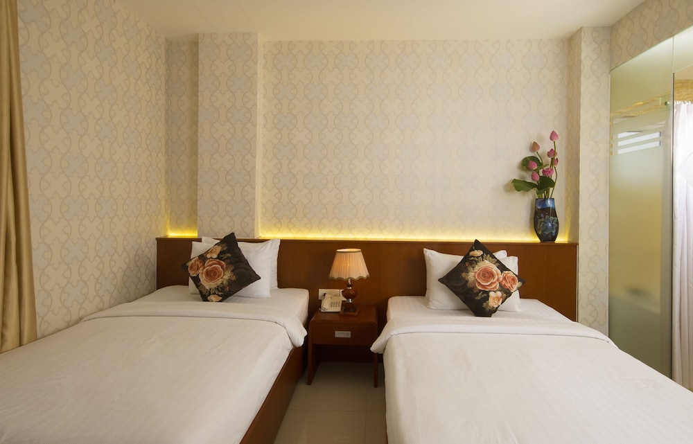 Golden Star Hotel 14/50