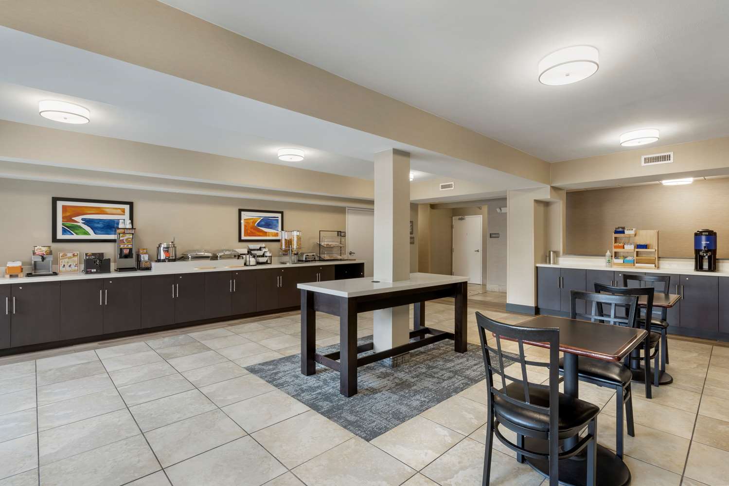 Best Western Watertown Inn Suites 26/42