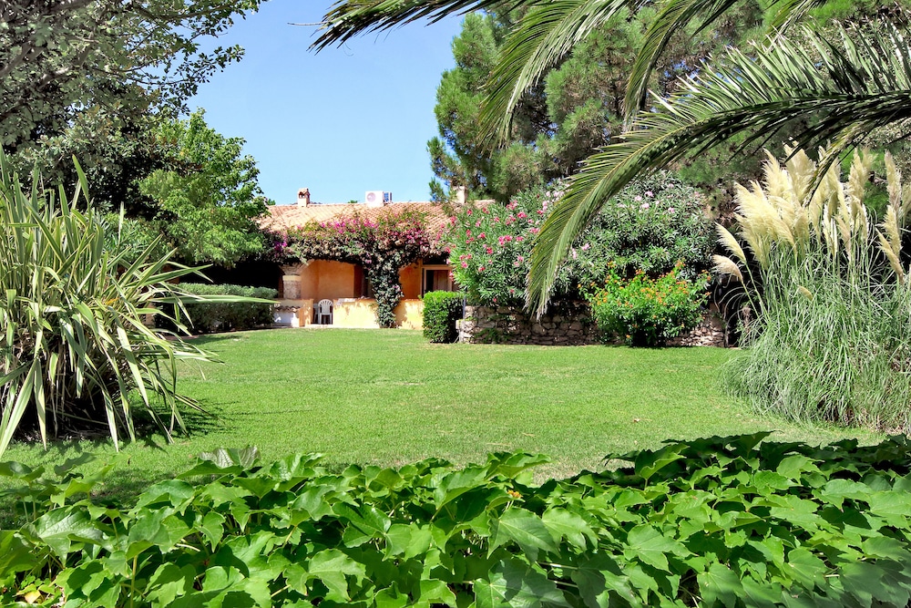 Colonna Hotel Du Golf 51/59