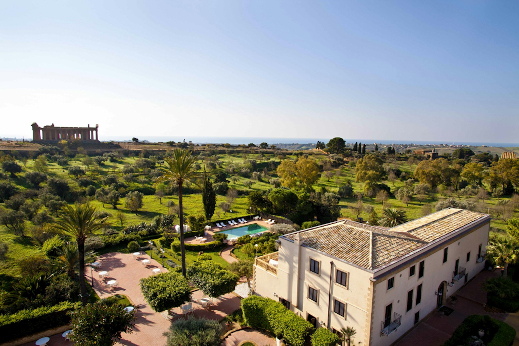 Villa Athena Resort 70/74