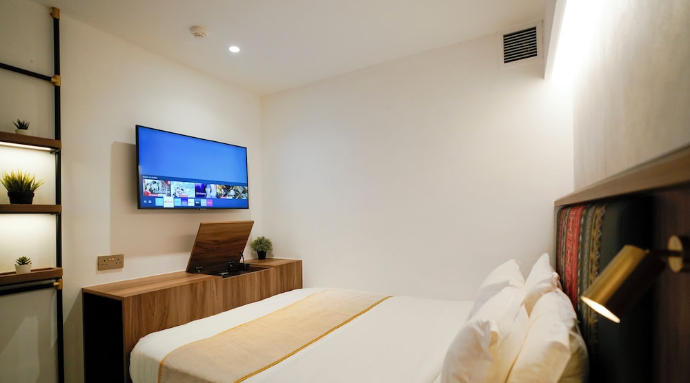 Amaris Hotel by Santika 29/63
