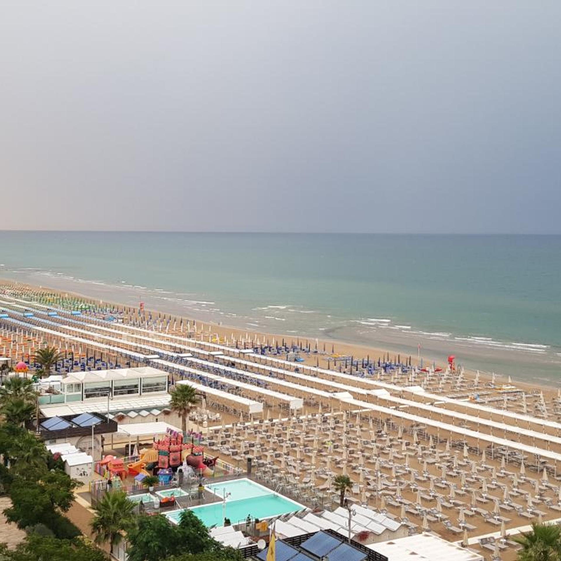 Des Nations Sul Mare Hotel 46/50