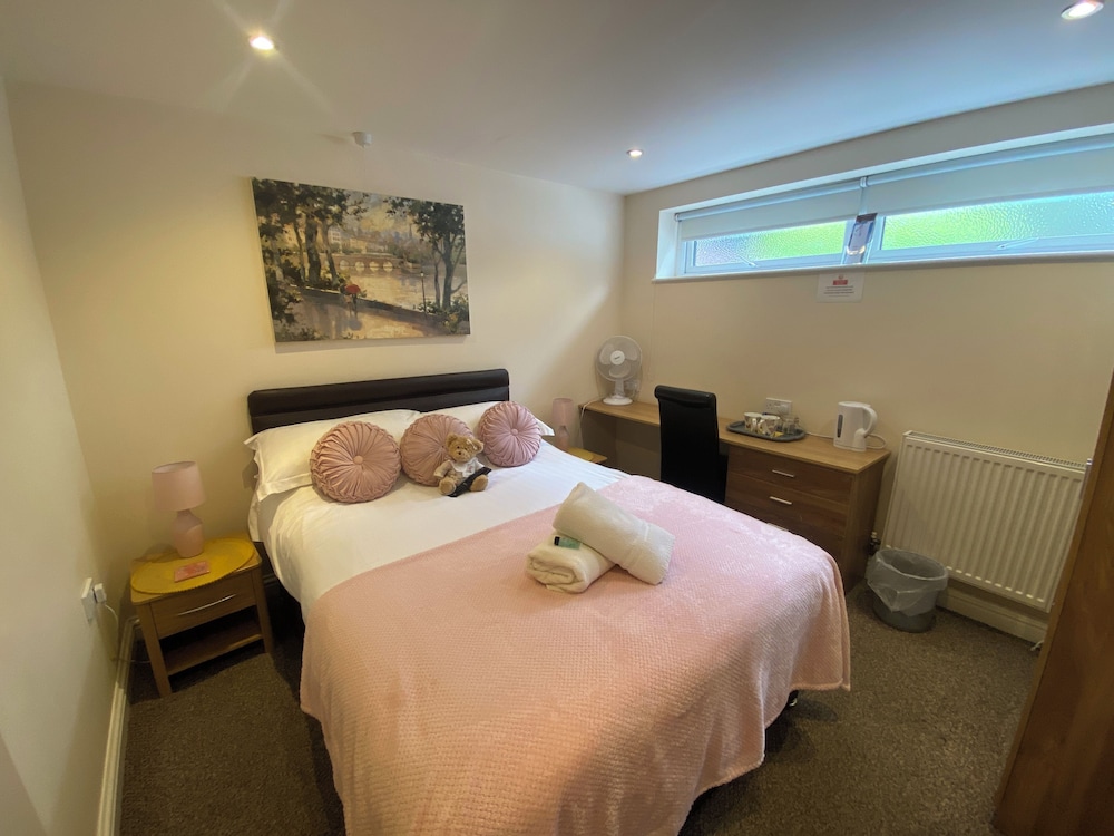 Parkside Guest House 21/50
