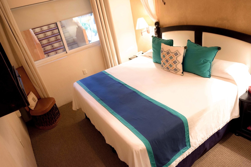 EL CHANTE SPA HOTEL 14/50