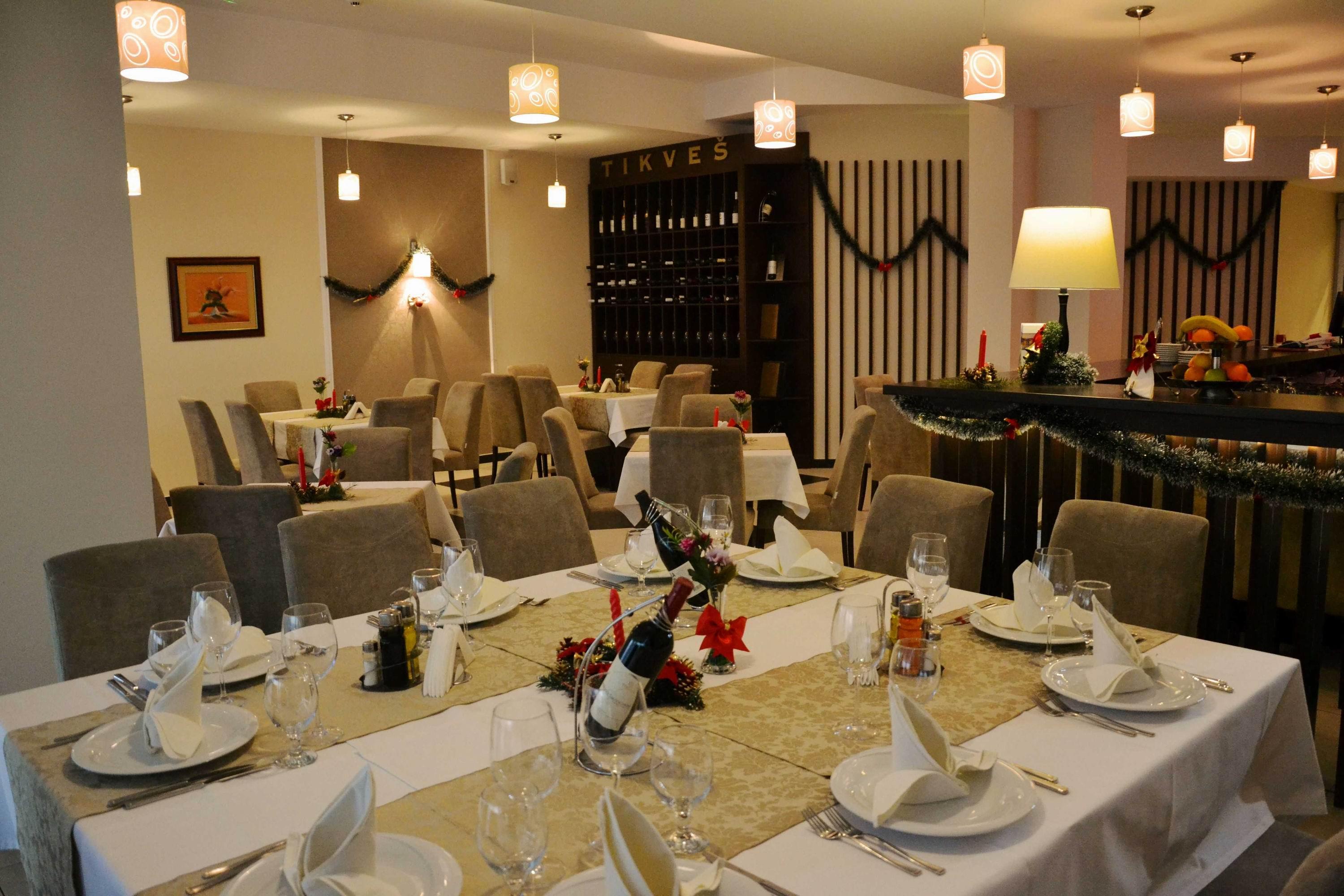 Park Lakeside Hotel 34/56