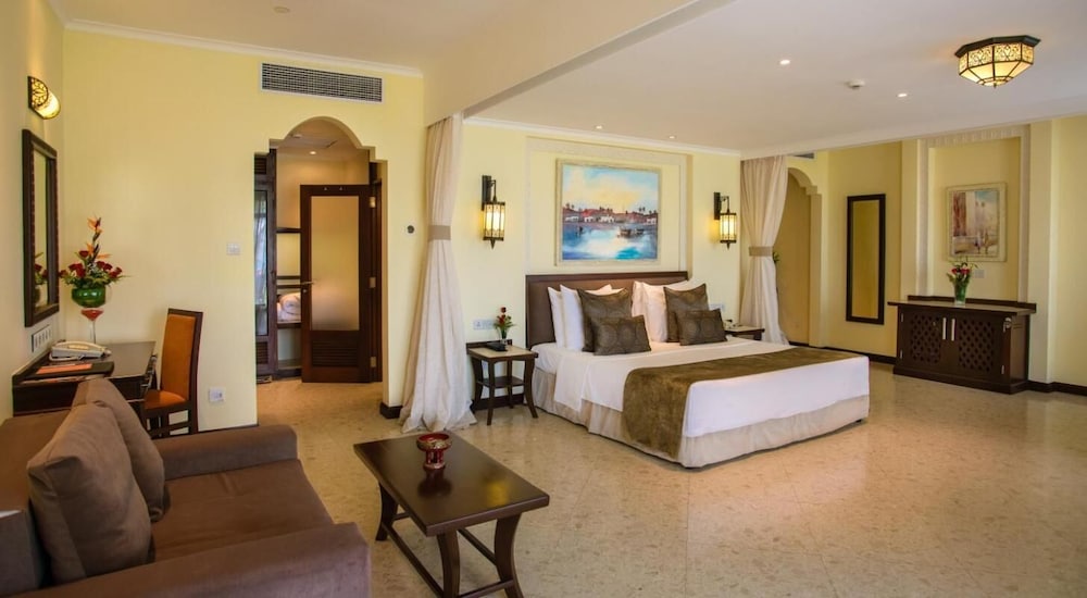 Sarova Whitesands Beach Resort and Spa 13/73
