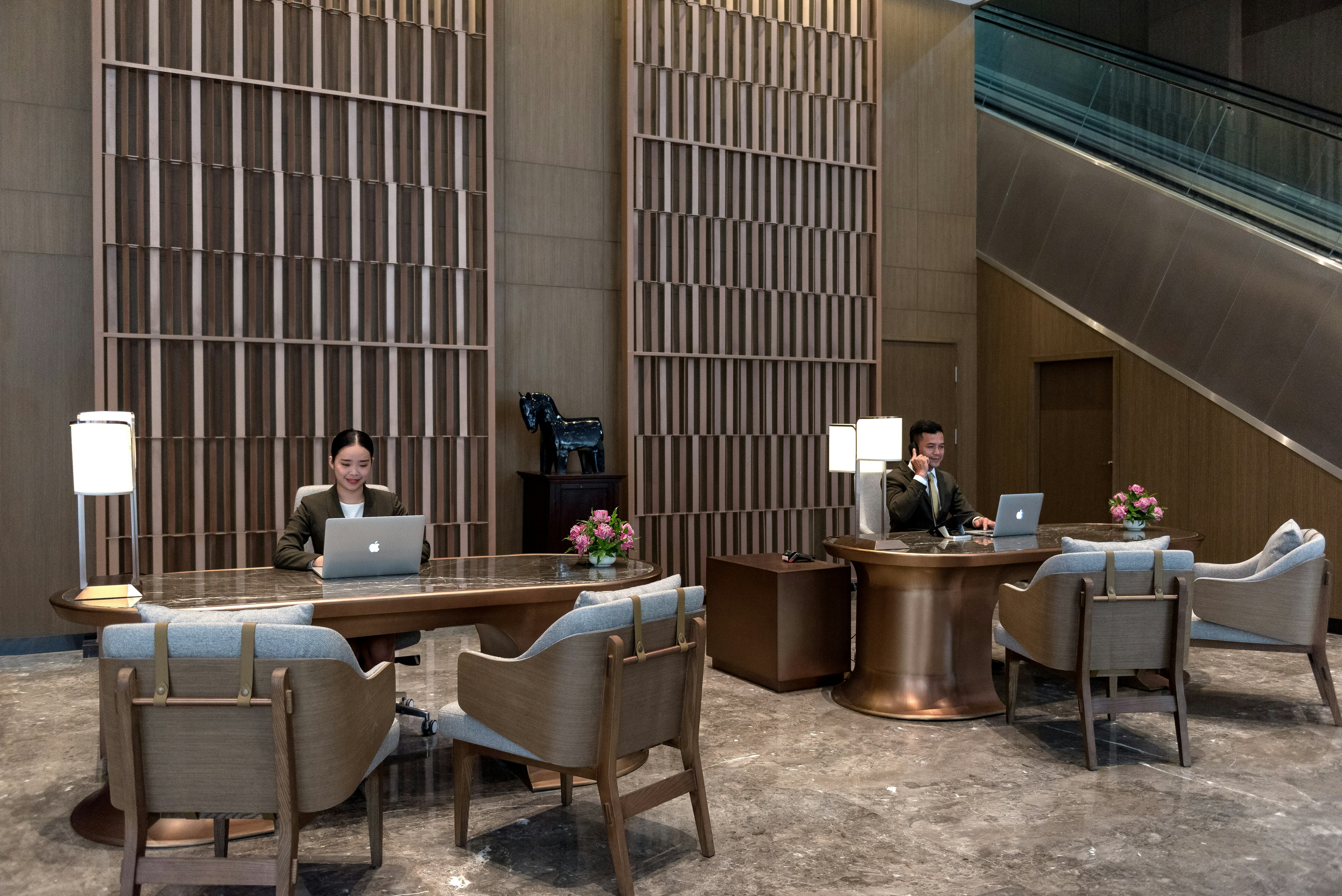Oakwood Premier Phnom Penh 11/21