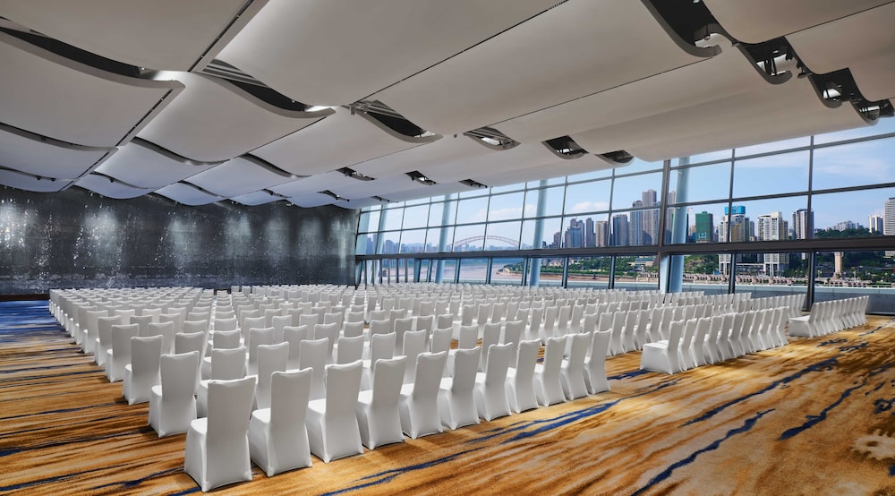 Intercontinental Chongqing Raffles City 40/70
