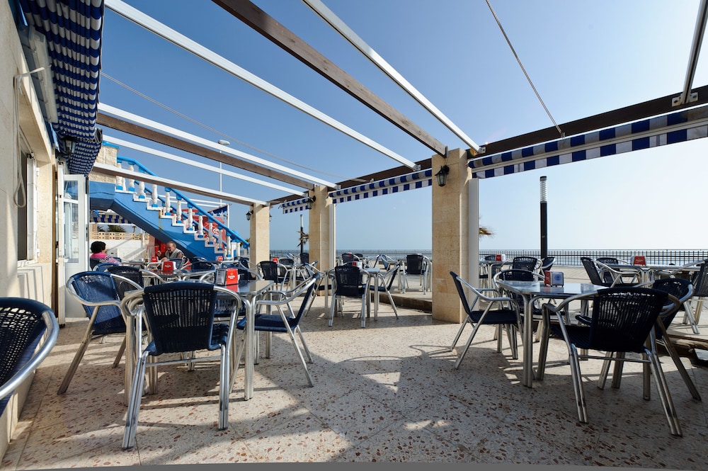 Hostal Alba 31/50