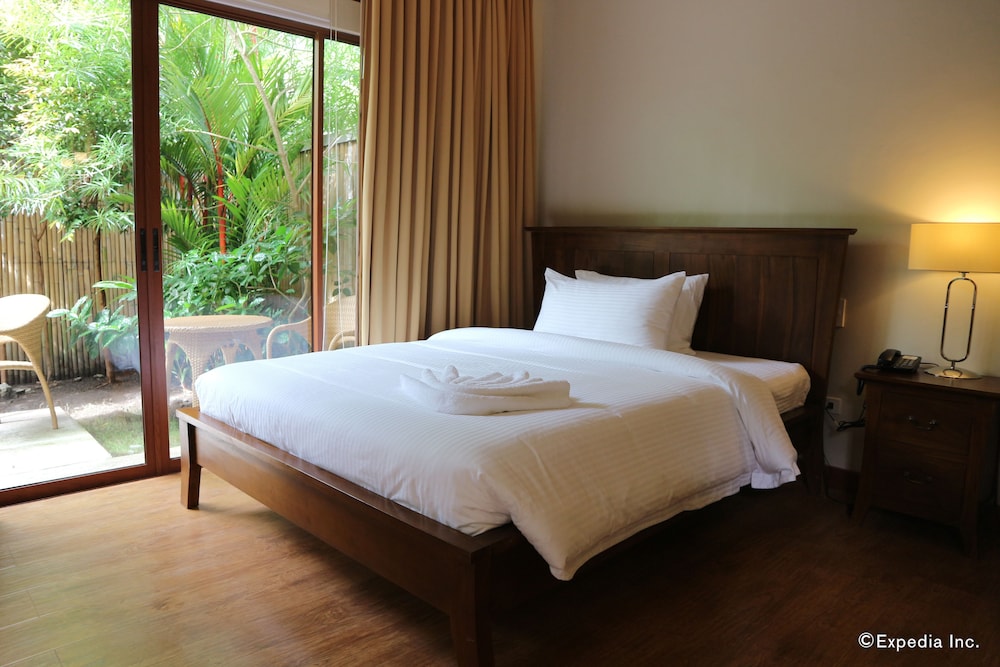 Bravo Resorts Munting Paraiso 9/49