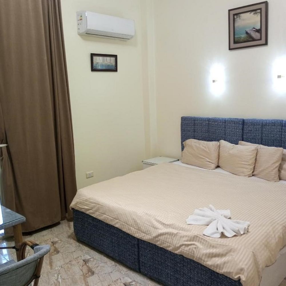 New Panorama Hotel 9/50