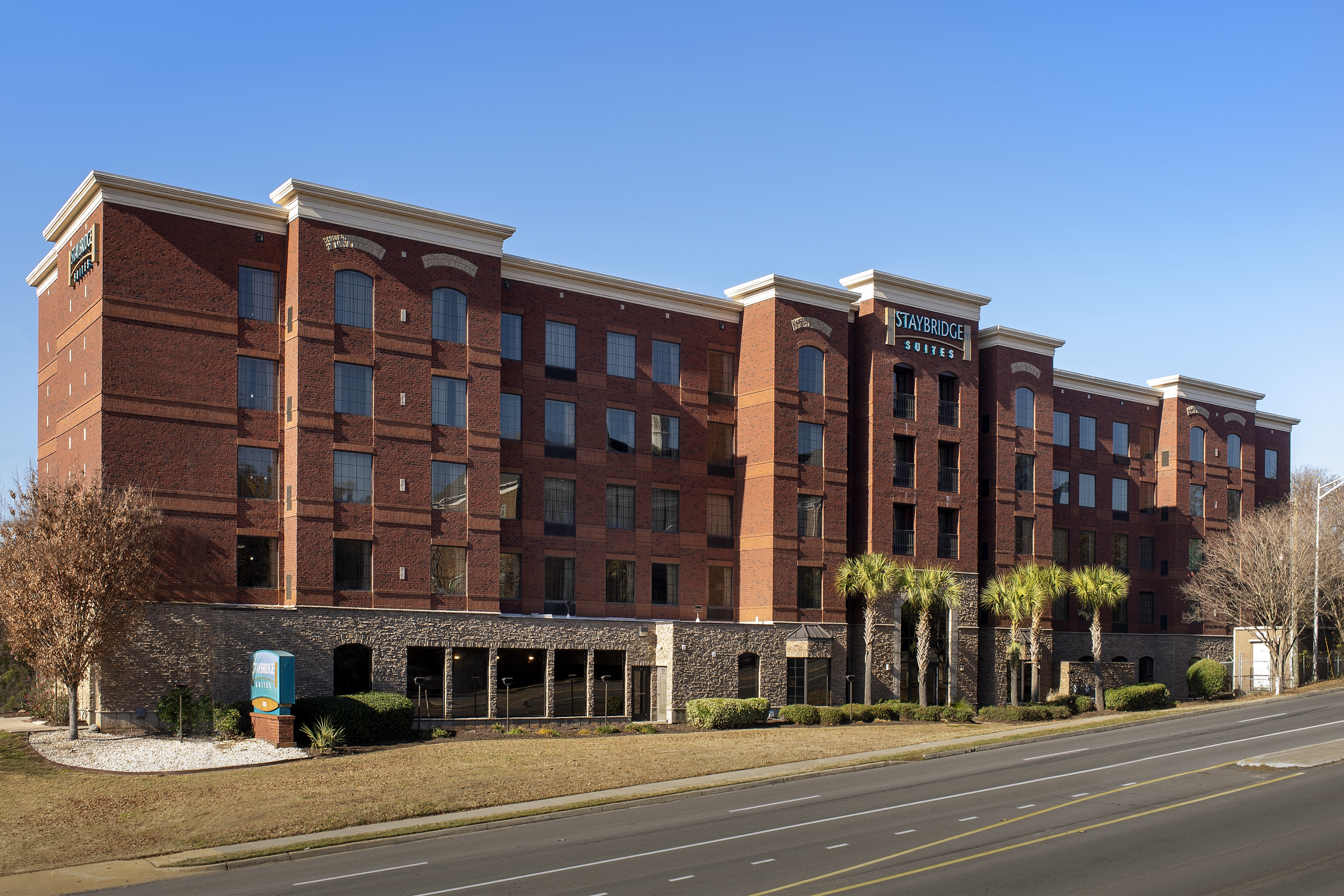STAYBRIDGE SUITES COLUMBIA 74/78