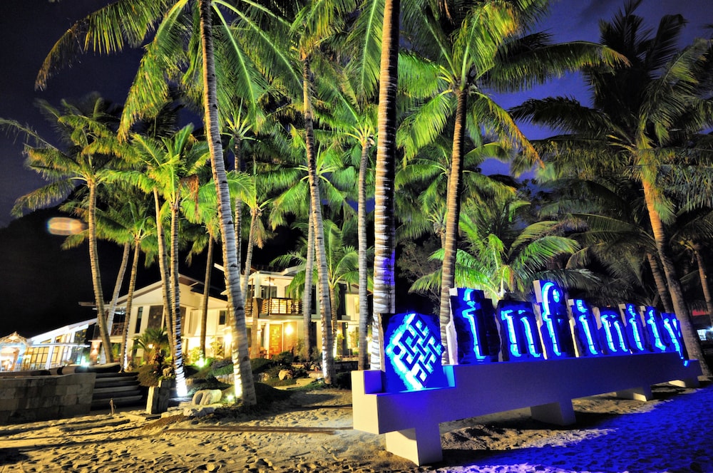 Infinity Resort and Spa 69/80