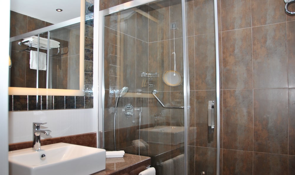 Hotel Mercure Istanbul Altunizade 16/67