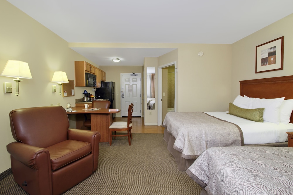 Candlewood Suites Norfolk Airport 12/38